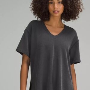 Lululemon Ribbed V-Neck Short Sleeve Top Size 6